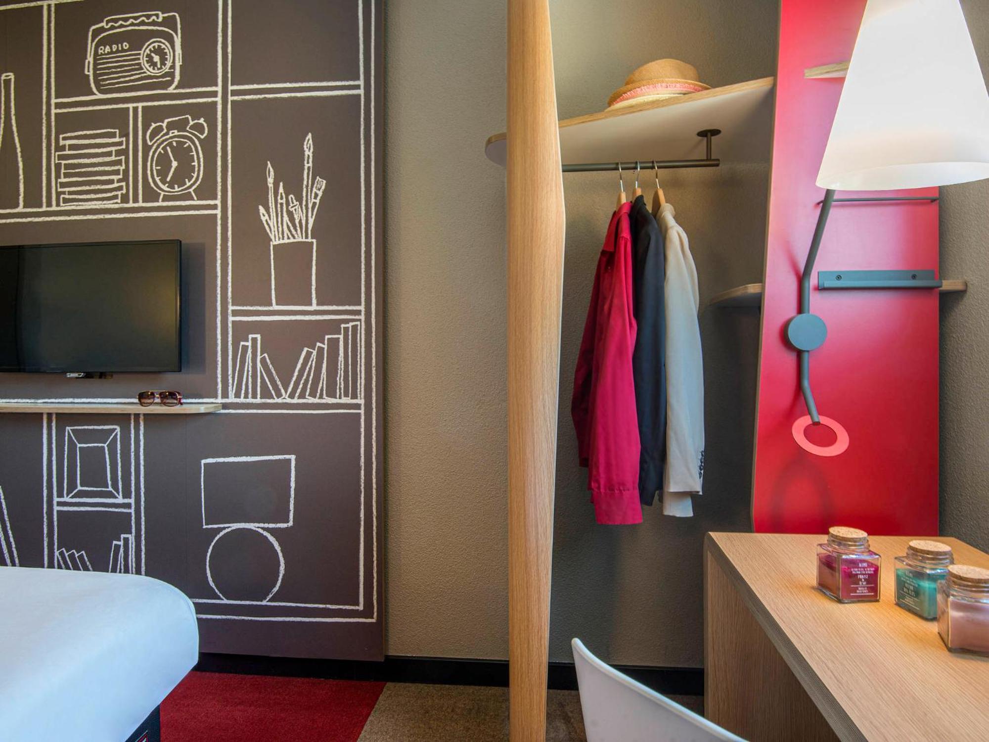 Ibis Bordeaux Centre Bastide Otel Oda fotoğraf